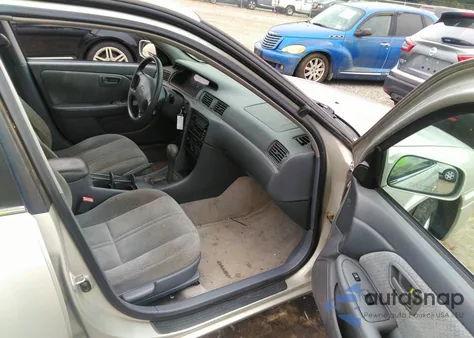 2001 Toyota Camry Le from USA, damaged, VIN 4T1BG22K71U074956